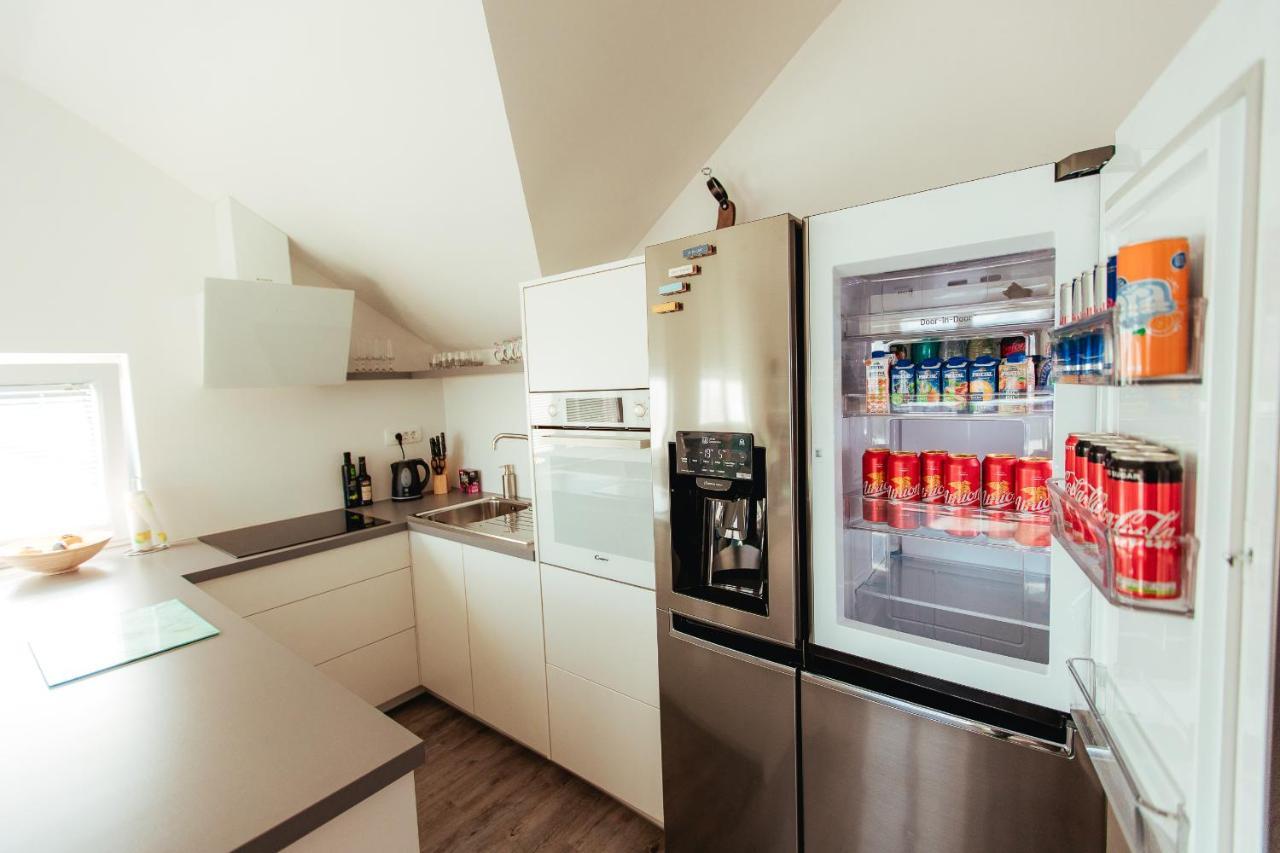 Apartmán Sunny Oak Estate Mengeš Exteriér fotografie