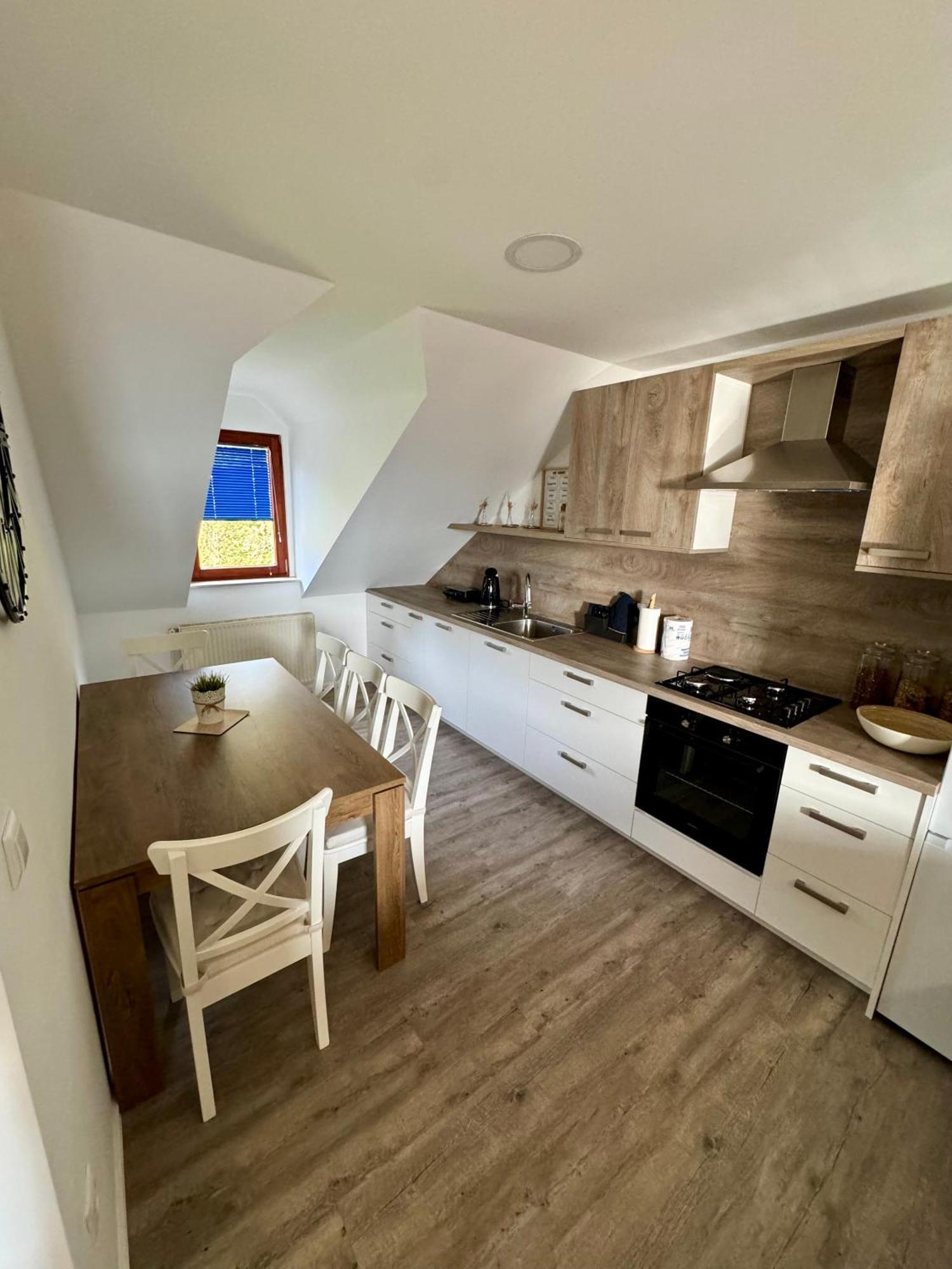 Apartmán Sunny Oak Estate Mengeš Exteriér fotografie