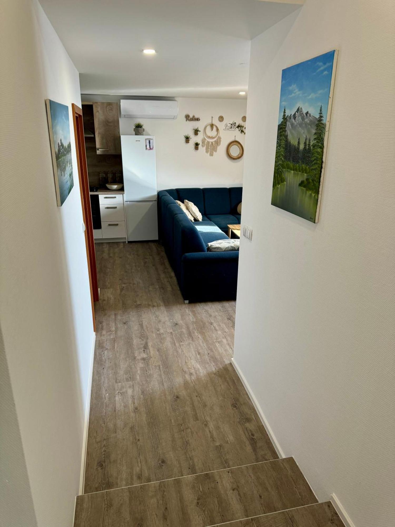 Apartmán Sunny Oak Estate Mengeš Exteriér fotografie