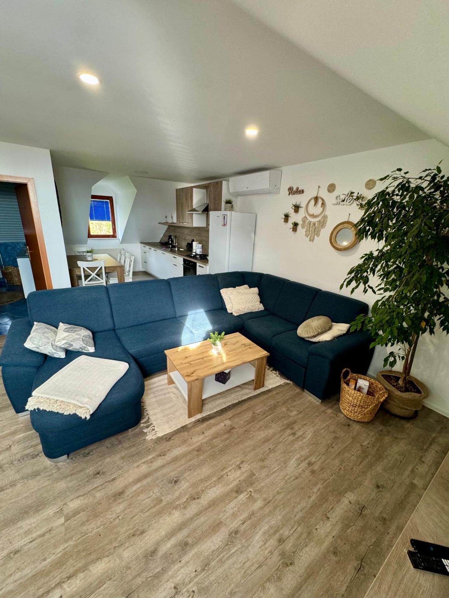 Apartmán Sunny Oak Estate Mengeš Exteriér fotografie
